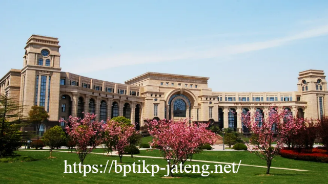 Fudan University Shanghai: Pusat Prestasi Akademik