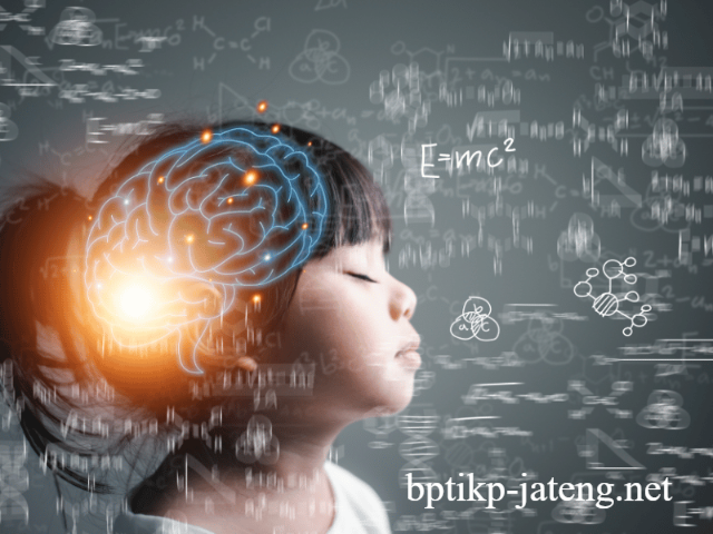Pendidikan Karakter di Era Modern: Tantangan dan Solusi